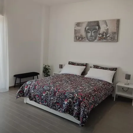 Nocleg ze śniadaniem Bh Brando House *