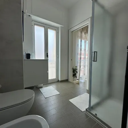 Bh Brando House Bed & Breakfast *